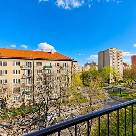 Apartamento 2br With Garage Parking, Walking To Centre And Stadiums